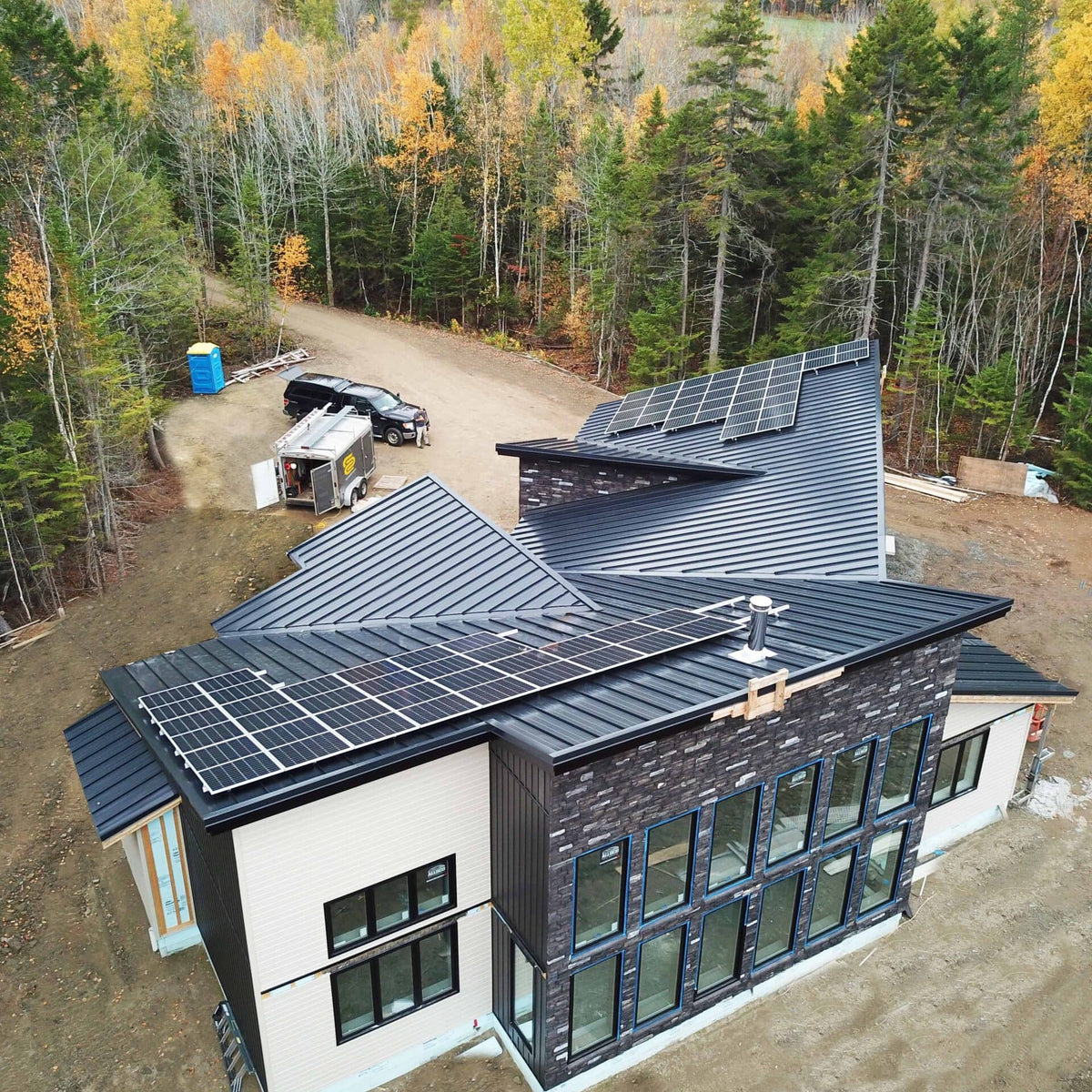 Stunning Luxury Off-Grid Cottage Rentals image