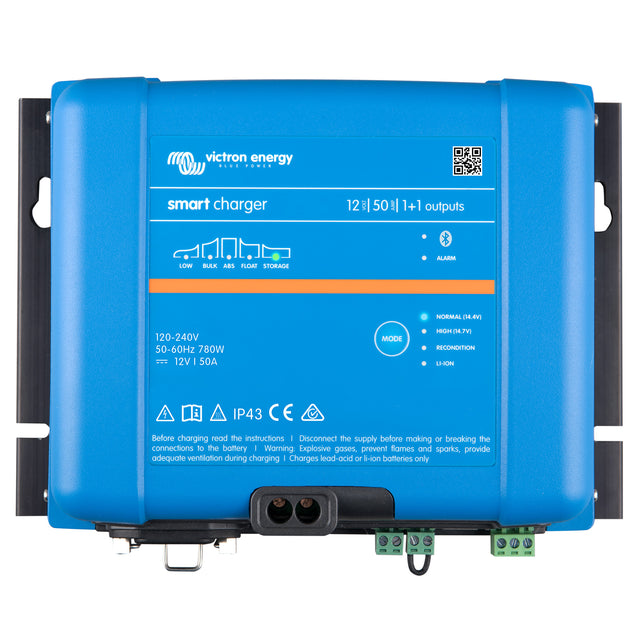 PSC125051095 Victron Smart IP43 Charger 12/50(1+1) 120-240V (top)