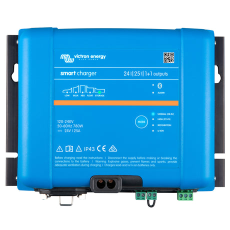 PSC242551095 Victron Smart IP43 Charger 24/25(1+1) 120-240V (top)