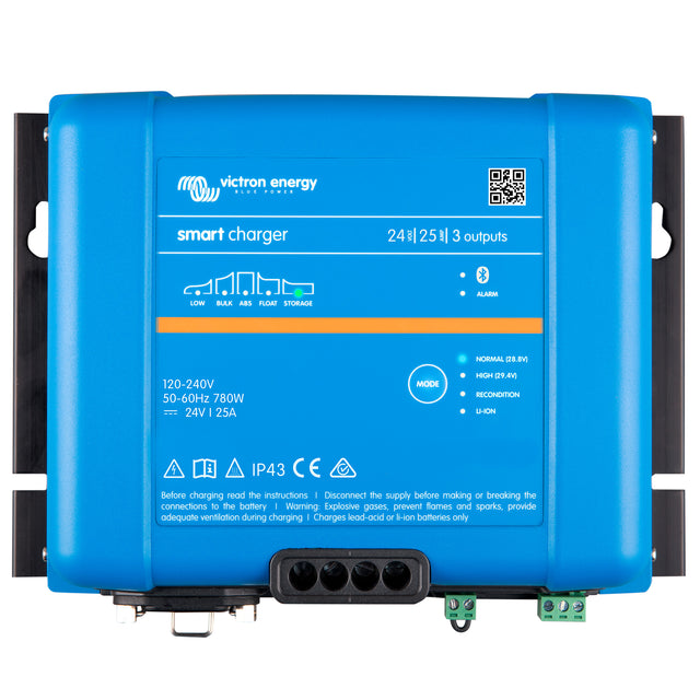 PSC242553095 Victron Smart IP43 Charger 24/25(3) 120-240V (top)