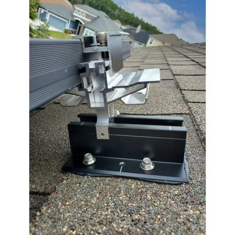 Roof Tech RT-APEX solar panel rail-less mounting solution - base and midlle clamp