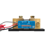 SmartShunt 2000A 50mV IP65 front view showing the waterproof housing, brass shunt bars, and integrated battery monitor cables.