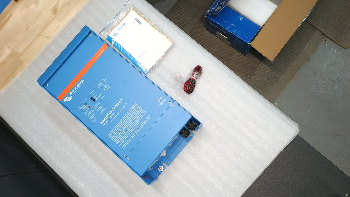 Open Box #FHCGA - MultiPlus Compact 12/2000/80-50 120V VE.Bus (UL 458) | CMP122200102