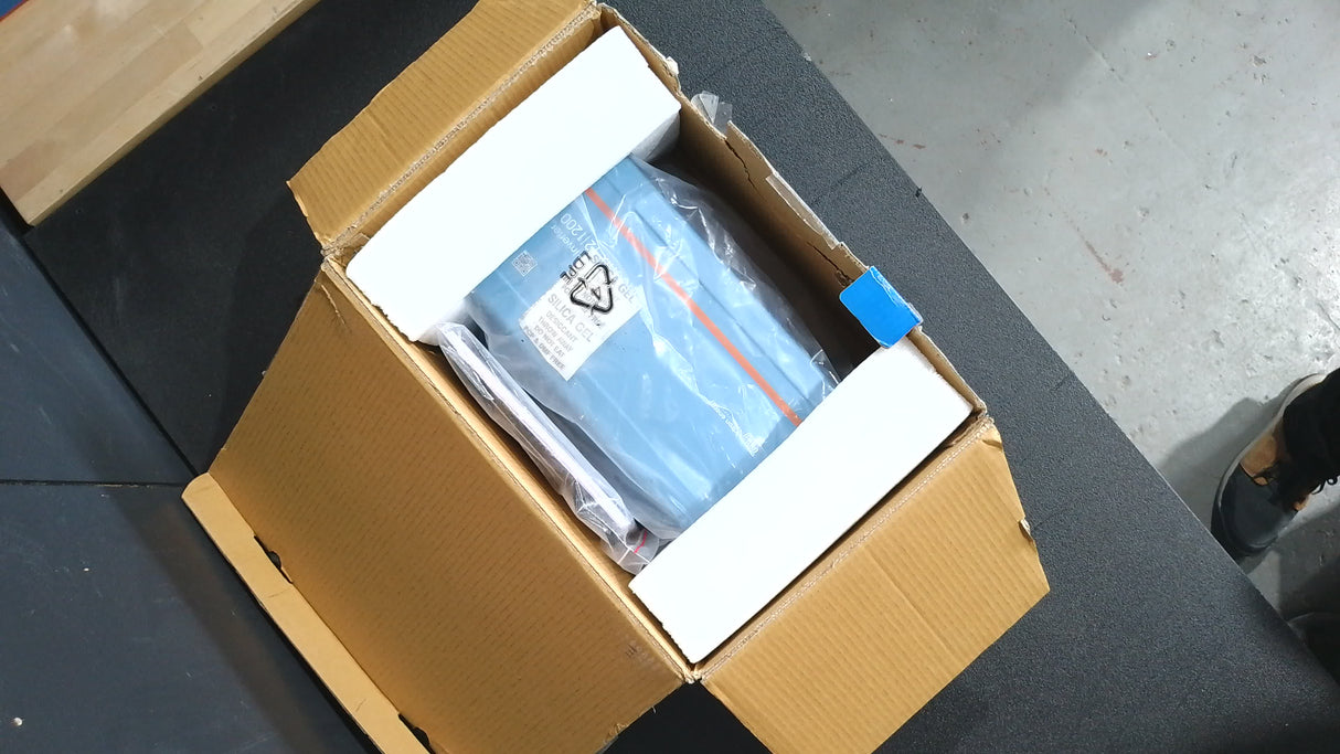 Open Box #23M9Y - Victron Energy 12/1200 120V VE.Direct NEMA GFCI Phoenix Inverter | PIN122122510