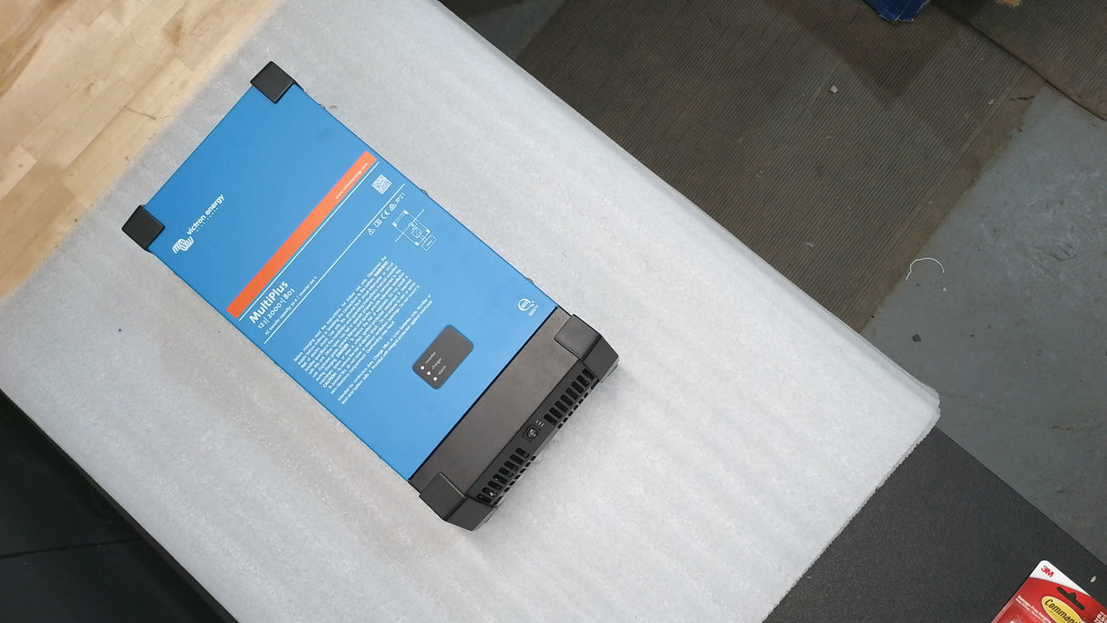 Open Box #6R37D - MultiPlus 12/2000/80-50 120V VE.Bus (UL 458) | PMP122200102