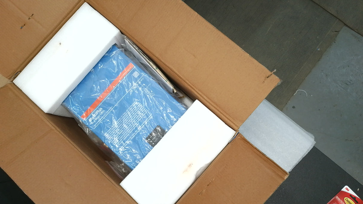 Open Box #HWQQY - MultiPlus 12/2000/80-50 120V VE.Bus (UL 458) | PMP122200102