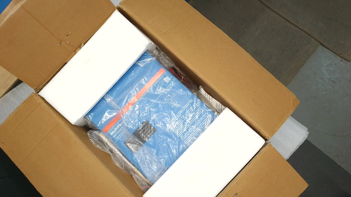 Open Box #PWXZ2 - MultiPlus-II 24/3000/70-50 120V | PMP242305100
