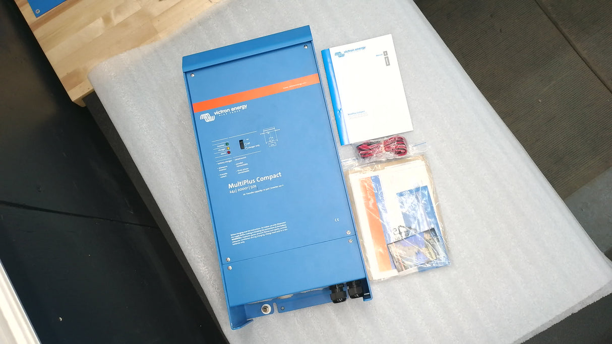 Open Box #2H6M1 - MultiPlus Compact 24/2000/50-50 120V VE.Bus | CMP242200100