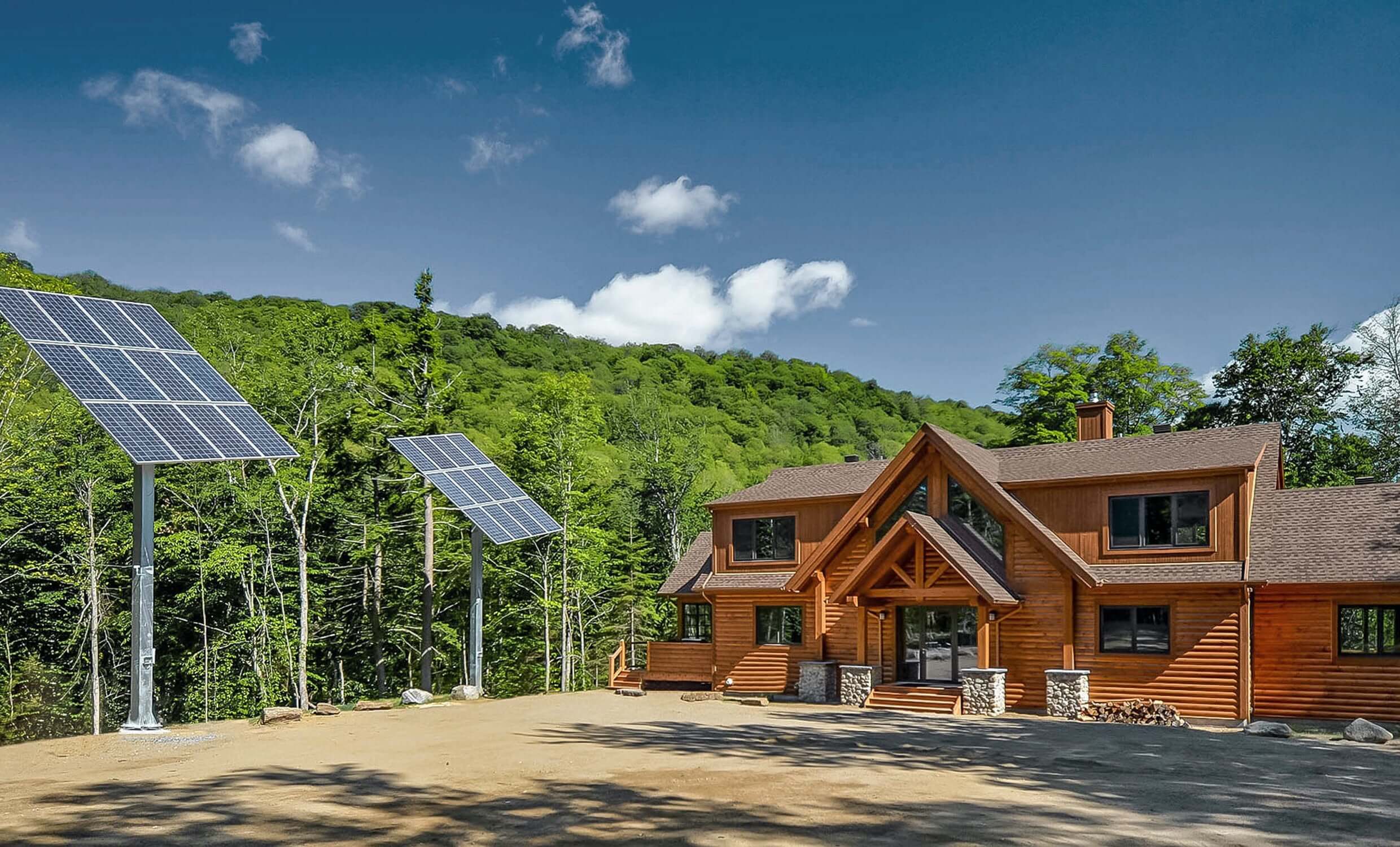 Système de panneaux solaire sur une maison en région éloignée